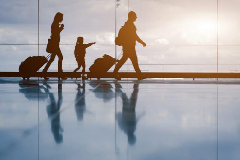 Comment faire sa trousse de toilettes pour l'avion ?