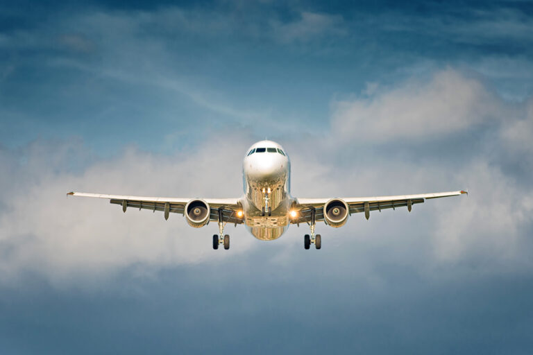 Prendre l'avion pour La Réunion : comment réserver son vol ?