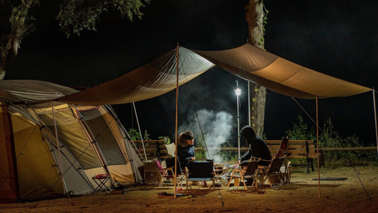 Comment passer une nuit en bivouac pour une activité originale en Ardèche ?