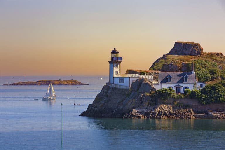 7 lieux à voir en Bretagne