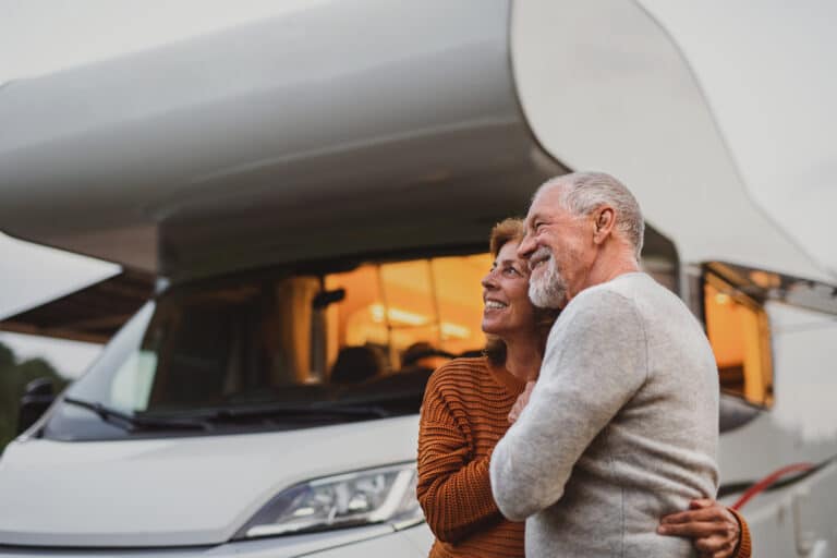 Vacances en camping-car pour les seniors : pourquoi un tel engouement ?