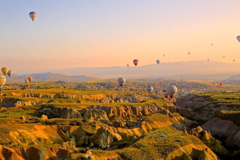 Les plus belles routes panoramiques pour des road trips mémorables