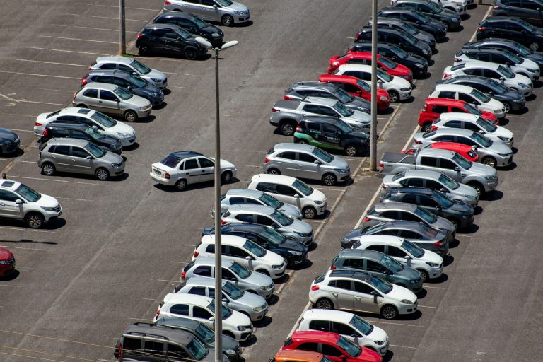 Trouver un parking à l'aéroport