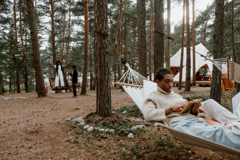 Camping haut de gamme : une nouvelle façon de voyager entre liberté et confort
