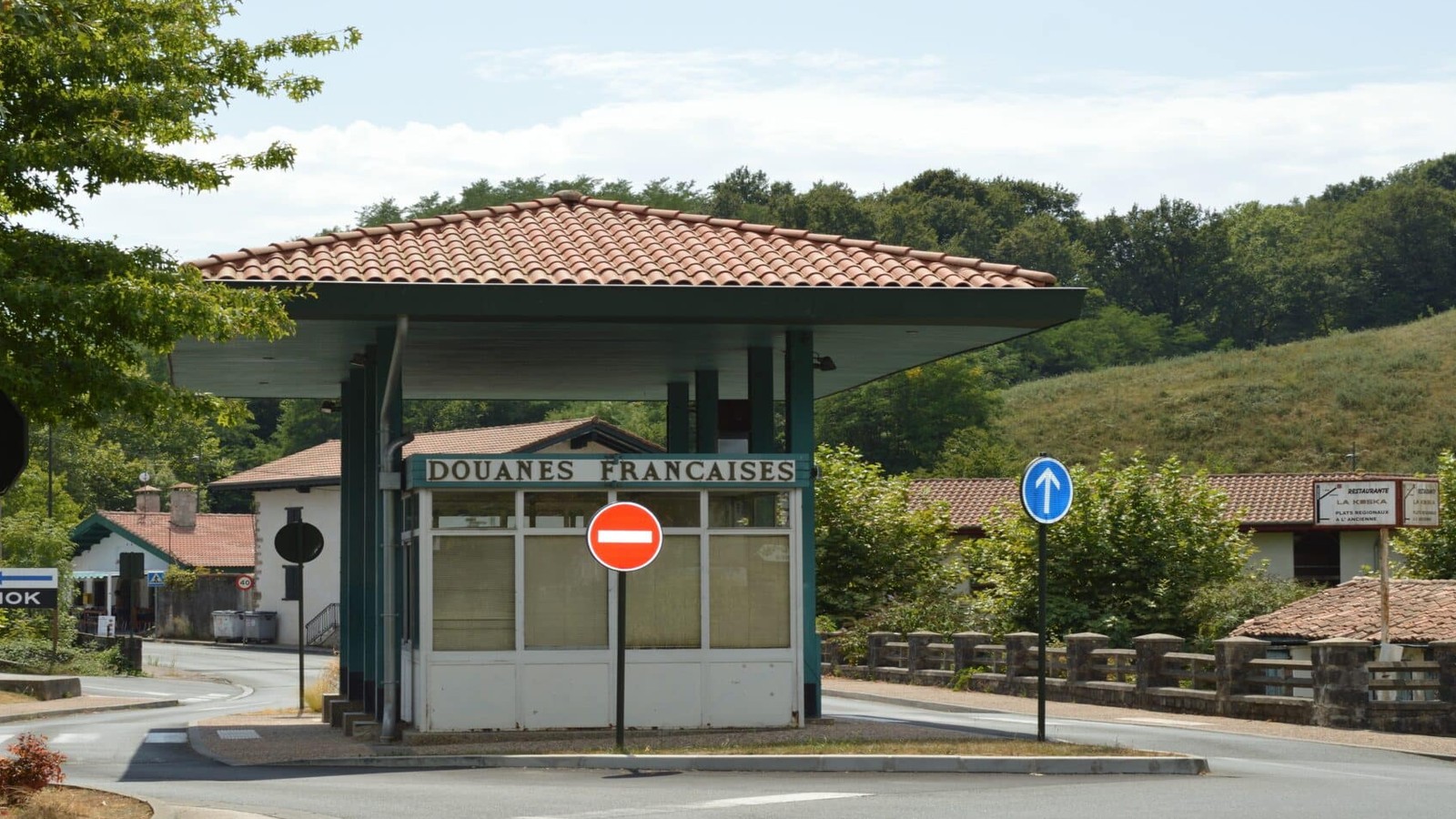 Arrêt à Dancharia avec remorque ou gros coffre
